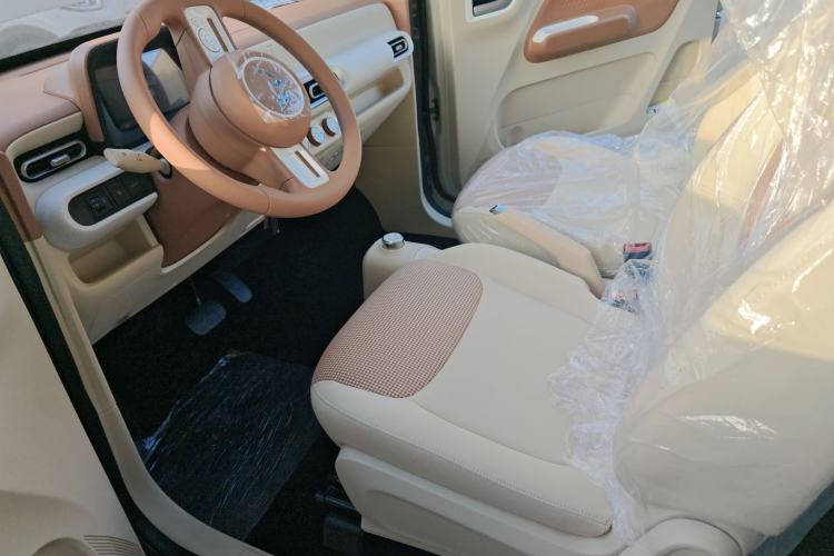 Used Wuling Hongguang MINIEV 2024 3rd Generation 215km Youth Edition