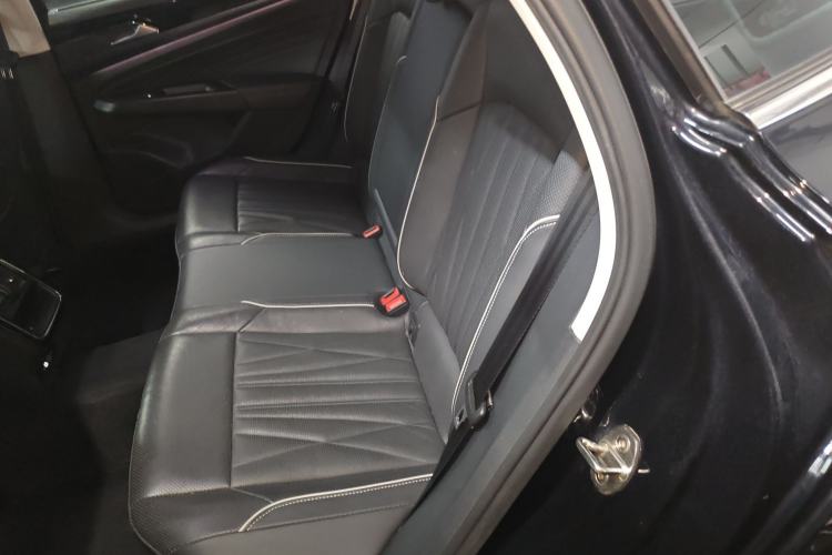 Used Volkswagen Passat 2022 330TSI Luxury Edition Custom Version