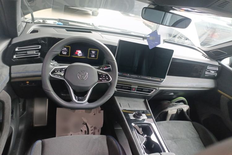Used Volkswagen Tiguan L 2024 PRO 380TSI Four-Wheel Drive R-Line Prestige Edition
