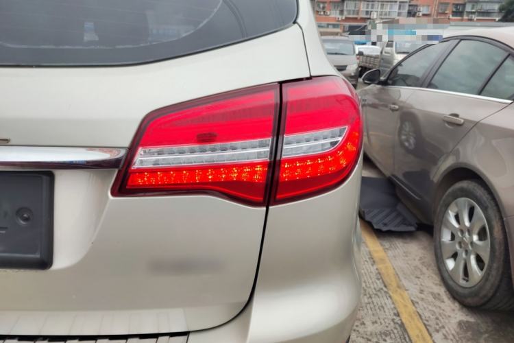 Used Haval H8 2015 2.0T Two-Wheel Drive Comfort Version