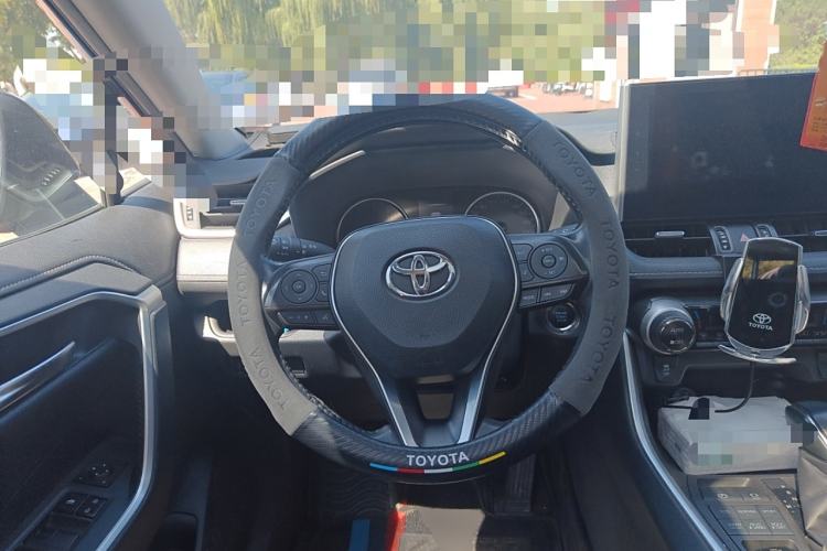 Used Toyota Wildlander 2021 2.0L CVT 4x4 Luxury Edition Steering Wheel