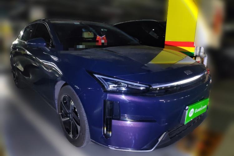 Used Geely Galaxy L6 2023 125km MAX Front Right 45 Deg