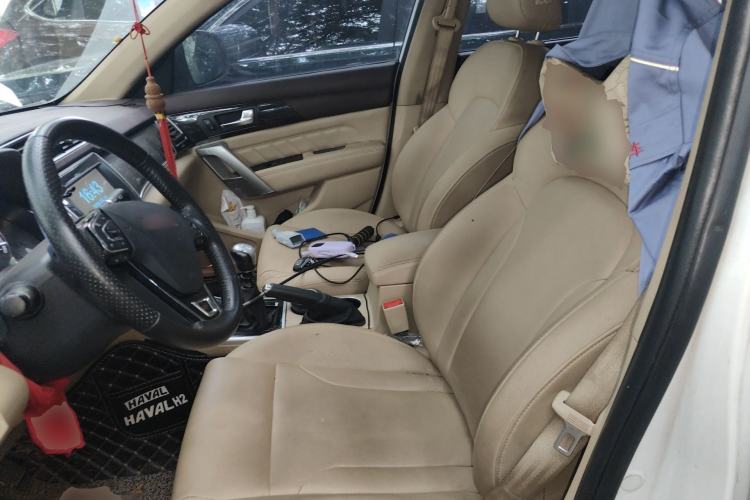 Used Haval H2 2014 1.5T Manual Two-Wheel Drive Elite Edition Left Front Seat