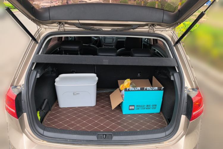 Used Volkswagen Golf 2015 1.4TSI Automatic Luxury Model Trunk