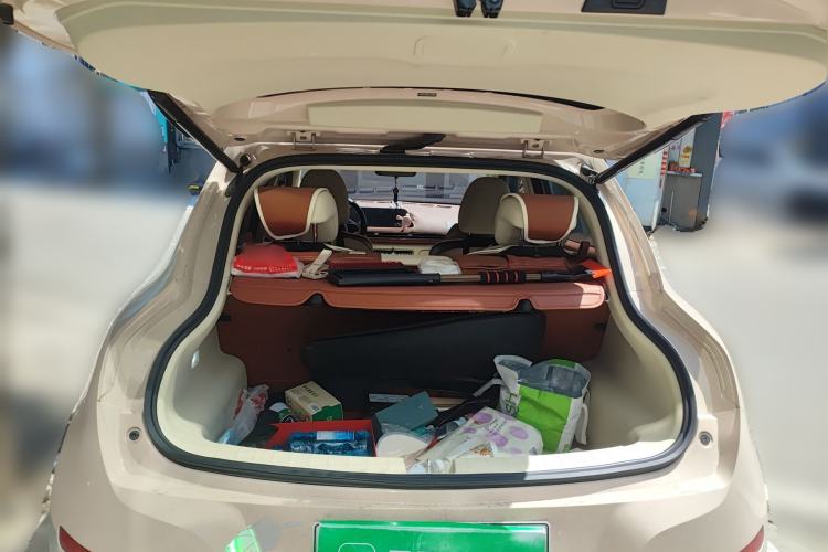 Used ORA Good Cat 2023 401 km Standard Range Premium Trim Ternary Lithium Trunk