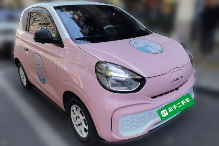 Used Roewe Clever 2022 311km QiQi BoBo Edition Front Right 45 Deg