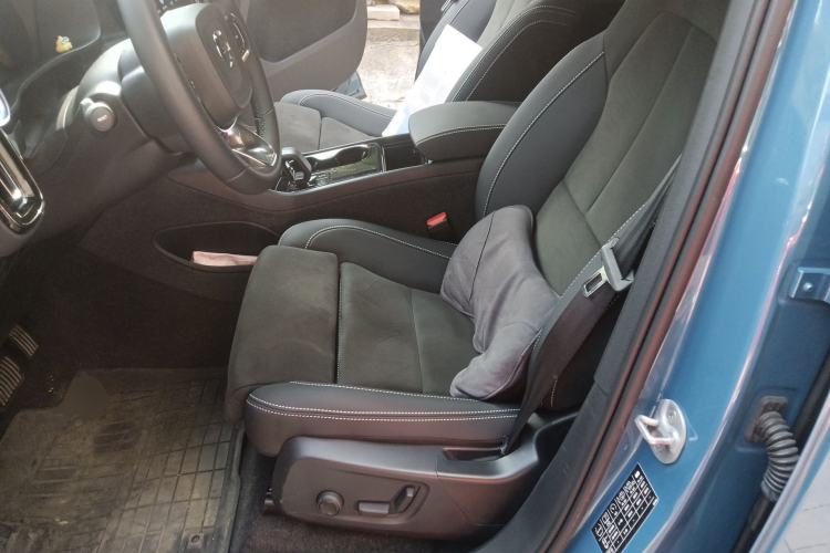 Used Volvo C40 2024 Long-Range Version