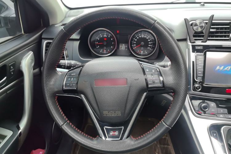 Used Haval H6 2015 Sport Edition 1.5T Automatic Two-Wheel Drive Luxury Model