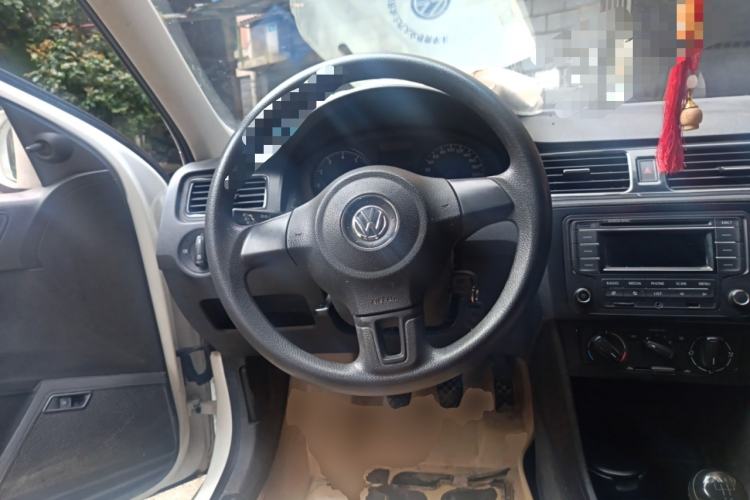 Used Volkswagen Santana 2015 1.6L Manual Fashion Edition Steering Wheel