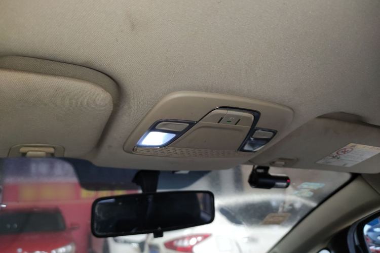 Used Geely Auto Vision X3 2017 1.5L Automatic Elite Model Headliner