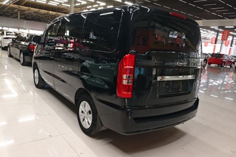 Used JAC Refine M3 2022 1.8L 7-seat Standard Edition
