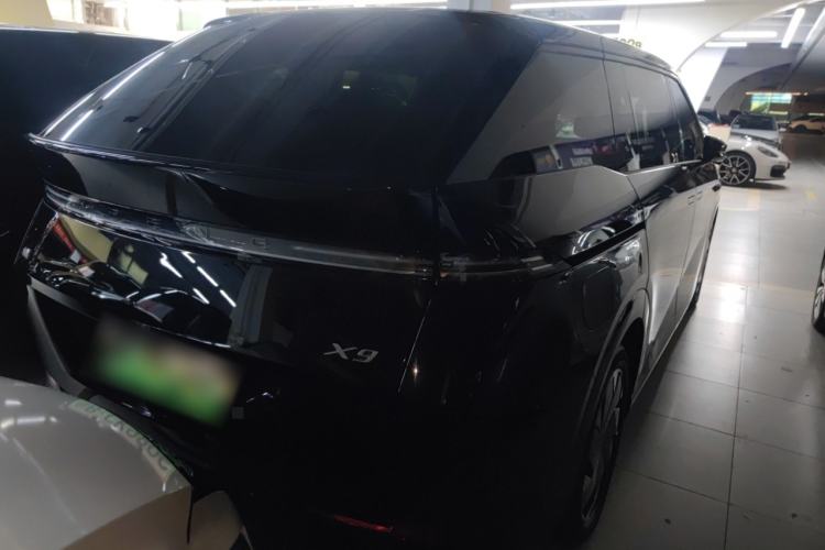 Used XPeng X9 2024 702 Ultra-Long Range Pro