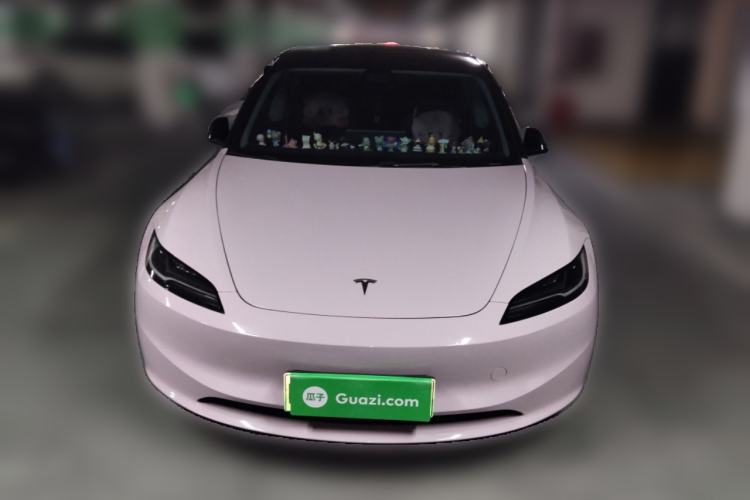 Used Tesla Model 3 2023 Long-Range All-Wheel-Drive Version
