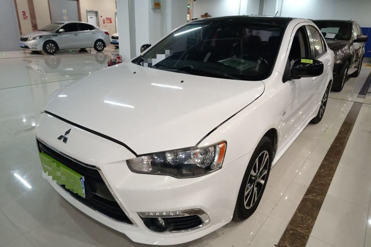 Used Mitsubishi Lancer EX 2016 1.8L CVT Black-and-White Retro Edition
