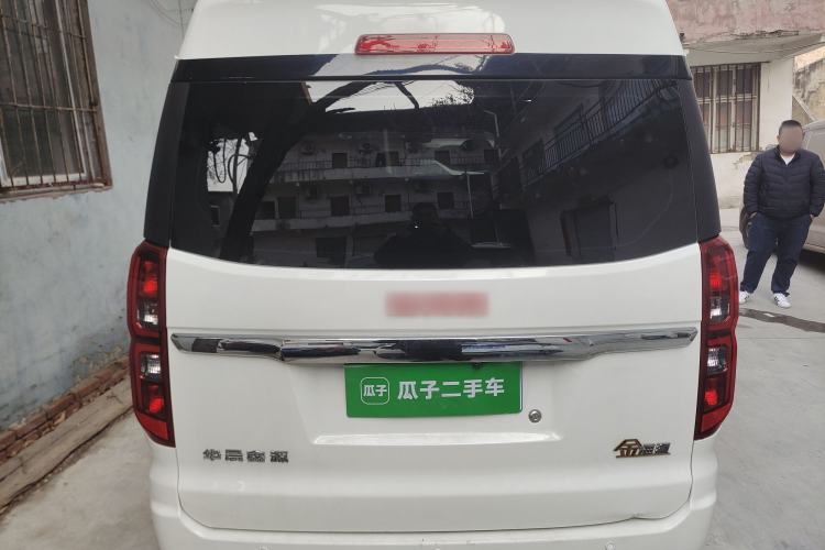 Used Jinbei Gold Hiace 2021 1.5L Passenger Van Travel Lion 6-Seater
