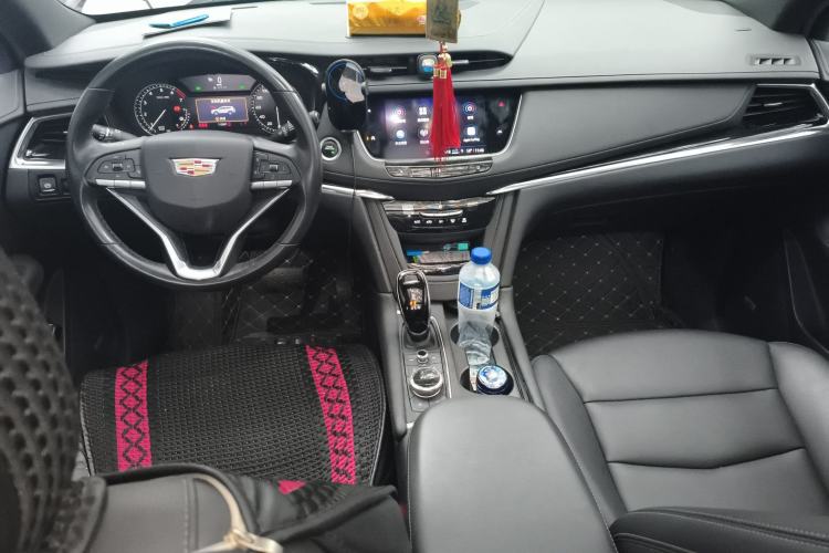 Used Cadillac XT6 2020 28T Seven-Seater Fashion Edition Center Console