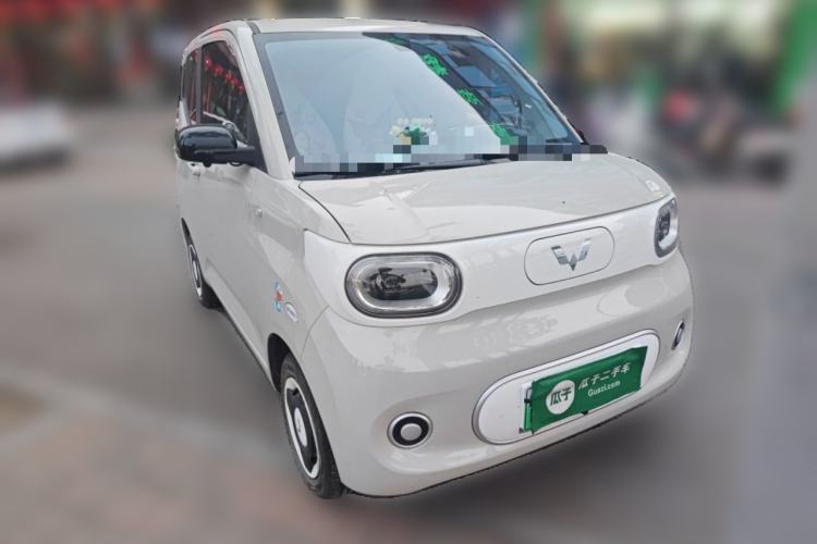 Used Wuling Hongguang MINIEV 2024 3rd Generation 215km Youth Edition Front Right 45 Deg