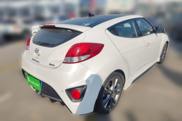 Used Hyundai Veloster 2015 1.6T Automatic Luxury Edition Rear Right 45 Deg