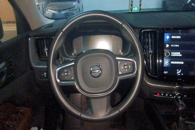 Used Volvo XC60 2020 T5 4x4 Zhiyi Luxury Edition Steering Wheel