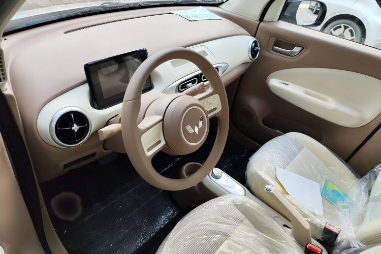 Used Wuling Hongguang MINIEV 2025 Four-Door Version Advanced Edition