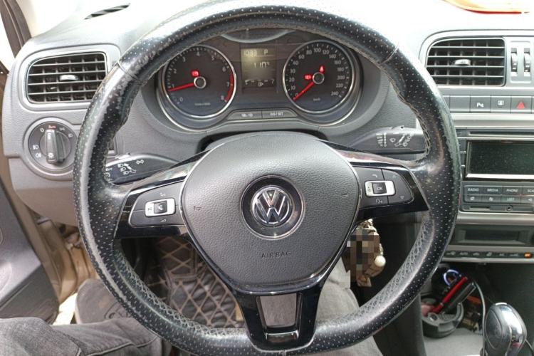 Used Volkswagen Polo 2014 1.6L Cross Polo Automatic
