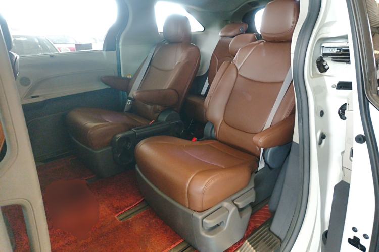 Used Toyota SIENNA 2023 2.5L Hybrid Comfort Edition Left Rear Seat