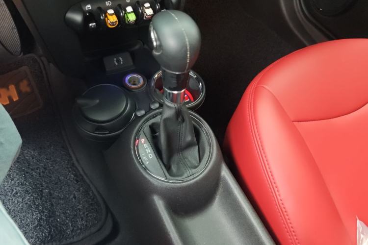 Used MINI MINI 2013 1.6L ONE Limited Edition First Version
