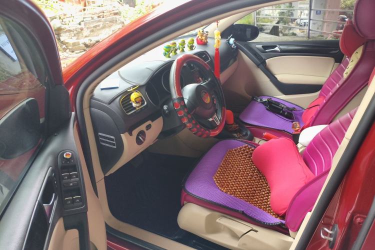 Used Volkswagen Golf 2012 1.4 TSI Automatic Comfort Edition Interior 3