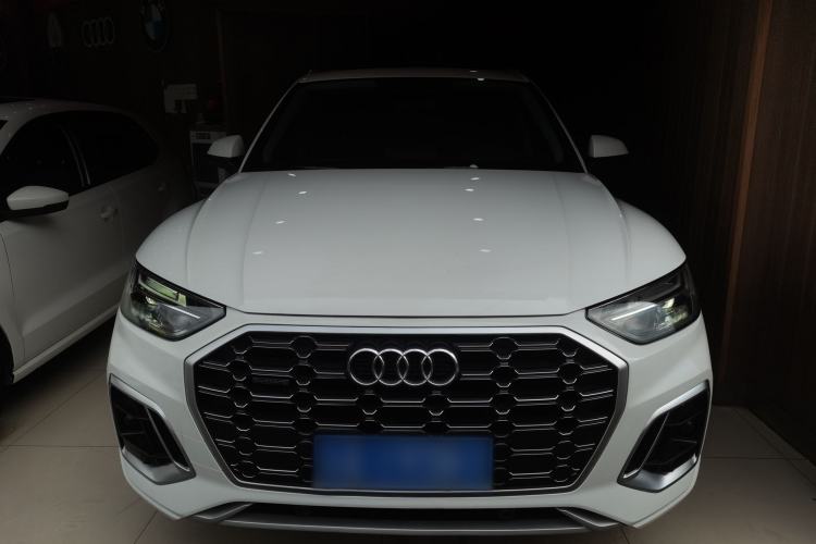Used Audi Q5L 2022 40T Fashionable and Dynamic Model