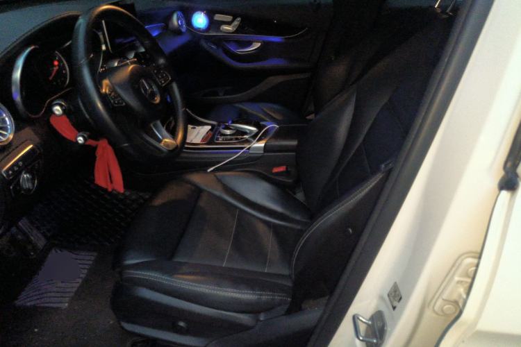 Used Mercedes-Benz GLC 2018 GLC 260 4MATIC Luxury Model