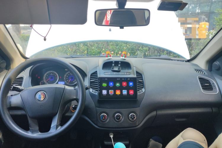 Used Geely Auto Diamond 2015 Sedan 1.5L Manual SuperDeluxe Model
