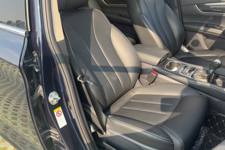 Used BYD Song MAX 2018 1.5T Automatic Smart Connect Elite Model with 6 Seats
