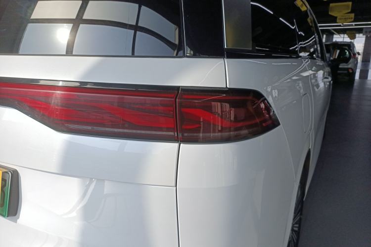 Used BYD Xia 2025 DM-i 1.5T 180km Excellence Model
