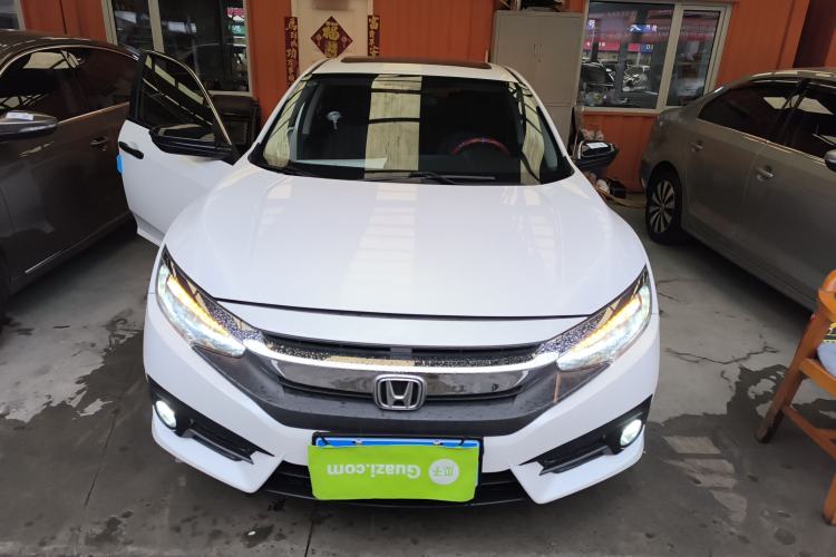 Used Honda Civic 2016 220TURBO CVT Luxury Edition
