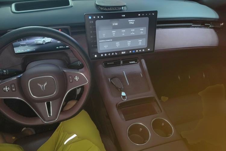 Used VOYAH FREE 2025 Model FREE+ Rear-Drive Qiankun Edition
