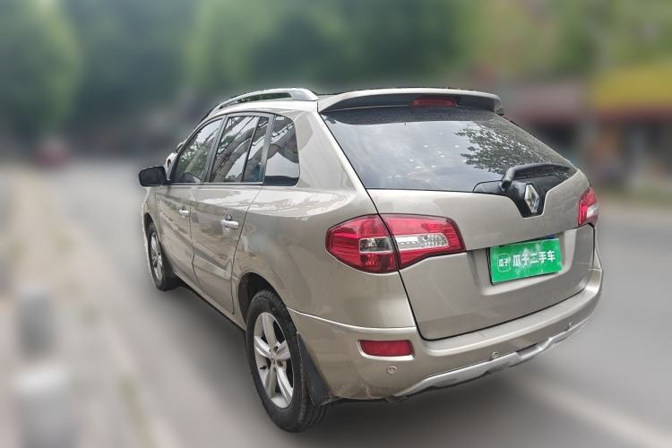 Used Renault Koleos 2013 2.5L Two-Wheel-Drive Urban Edition
