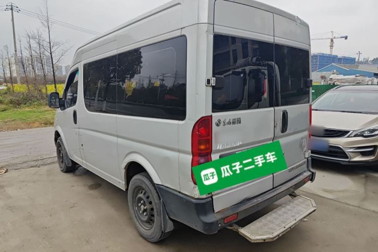 Used Dongfeng Yufeng 2014 2.5T YuliBao Logistics Vehicle Low-Trim Version with Short Wheelbase and Mid-Roof Design – ZD25 Rear Left 45 Deg