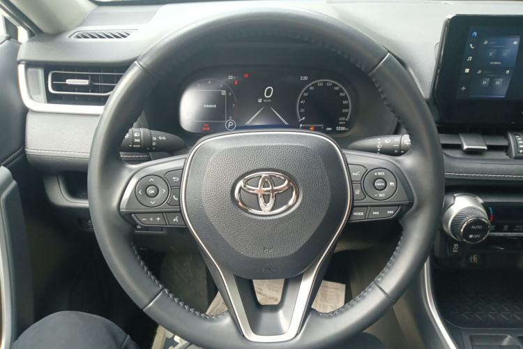 Used Toyota Wildlander 2023 2.0L CVT Four-Wheel Drive Luxury PLUS Edition