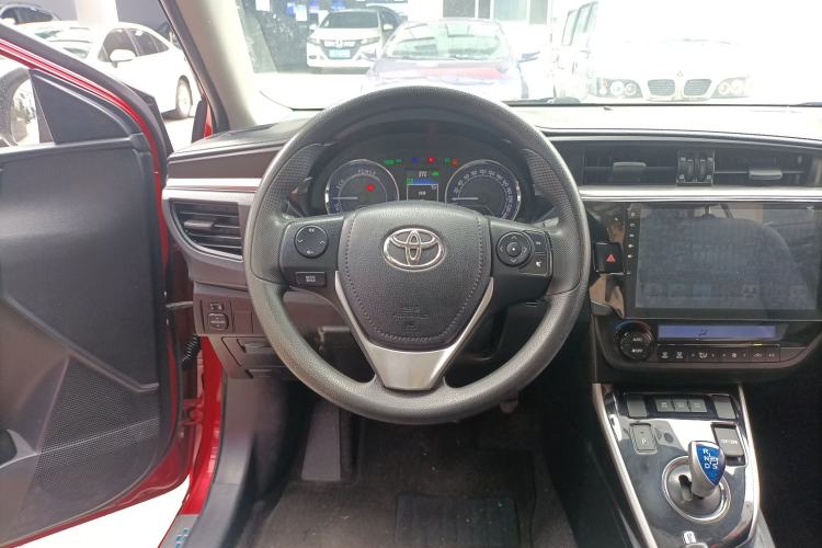 Used Toyota Levin 2016 Dual-Engine 1.8H GS E-CVT Elite Model with Sunroof Steering Wheel