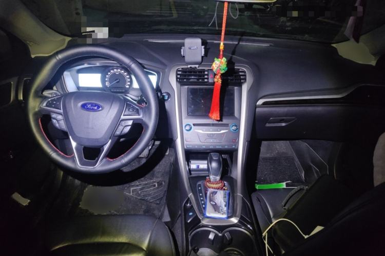 Used Ford Mondeo 2013 2.0L GTDi 200 Luxury Model