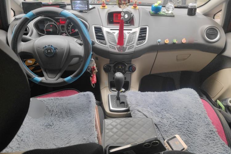 Used Ford Fiesta 2011 Hatchback 1.5L Automatic Fashion Edition
