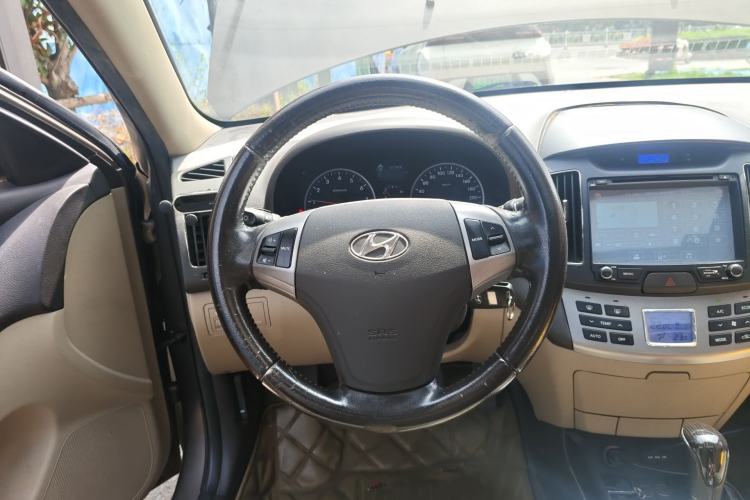 Used Hyundai Celesta 2011 1.6L Automatic Luxury Version
