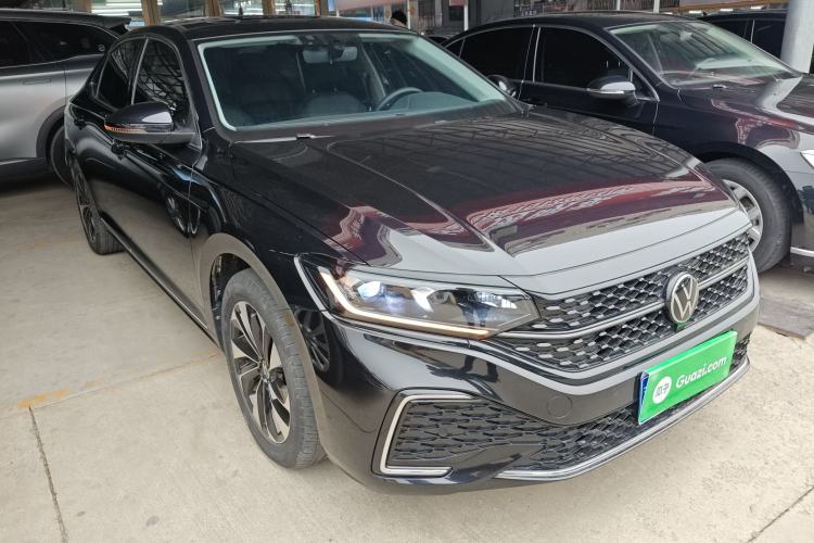 Used Volkswagen Passat 2023 330TSI Starry Elite Edition
