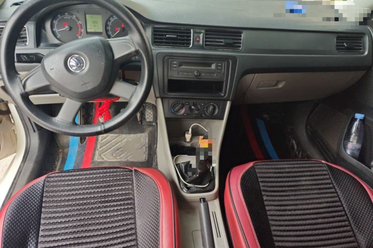 Used Skoda Rapid 2013 1.4L Manual Enjoyment Model