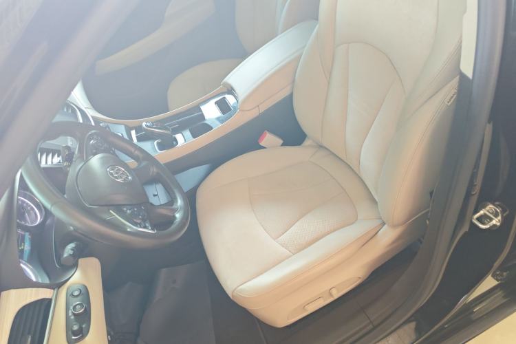 Used Buick LaCrosse 2018 30H Elite Edition