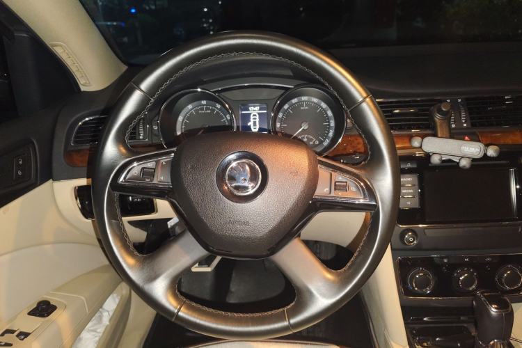 Used Skoda Superb 2013 1.8TSI Automatic MingShi Edition