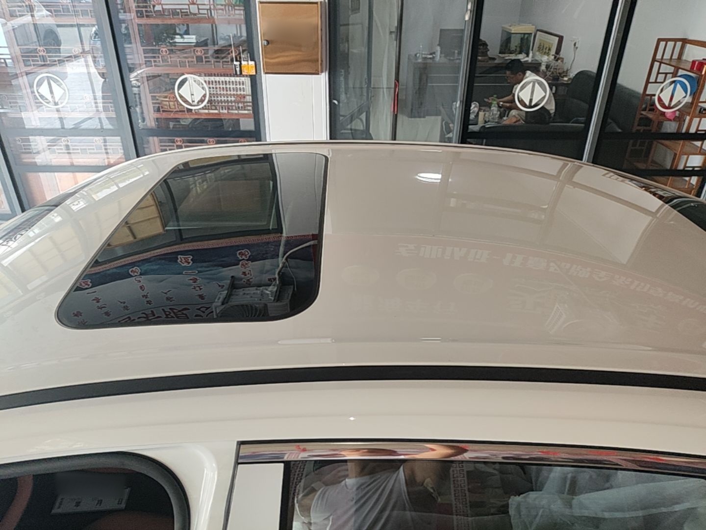Geely Galaxy L6 2025 EM-i 140km Explorer+ Edition — снимка 7