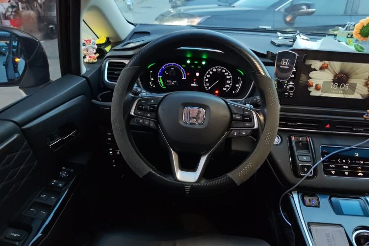 Used Honda Elysion 2022 2.0L eHEV Comfort Version
