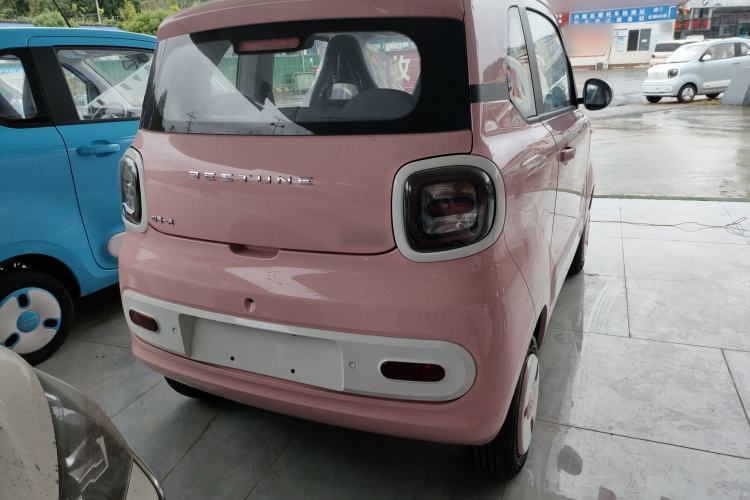 Used Bestune Pony 2025 222km Range Agile Horse
