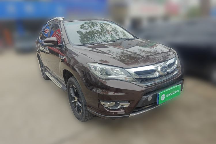 Used BYD S7 2016 1.5T Manual Luxury Edition Front Right 45 Deg